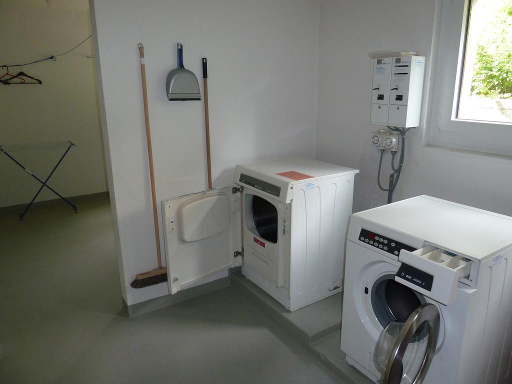 Ferienwohnung Murschetg Laax Kamer foto